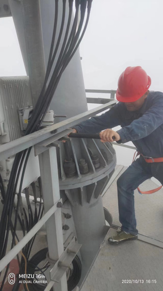 铁塔螺丝更换和加固
